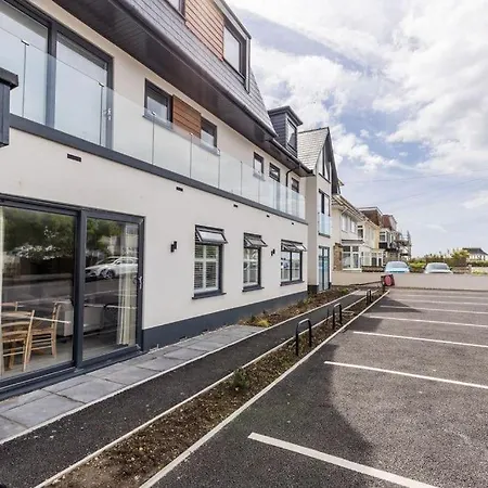 Modern 1 Bed, Close To Beach And Highstreet-3